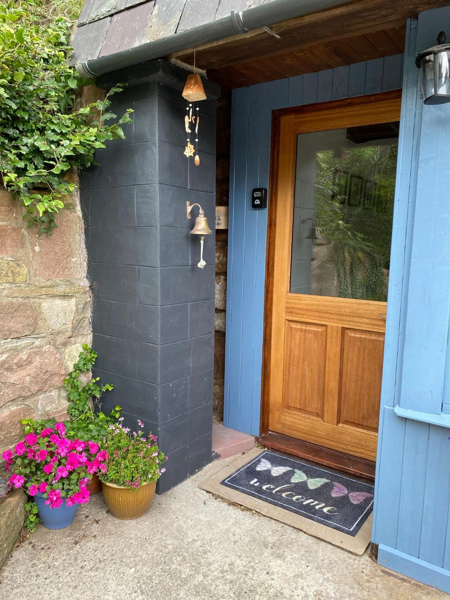 Cosy Coastal Hideaway With Incredible Sea Views Apartment Fortrose Luaran gambar